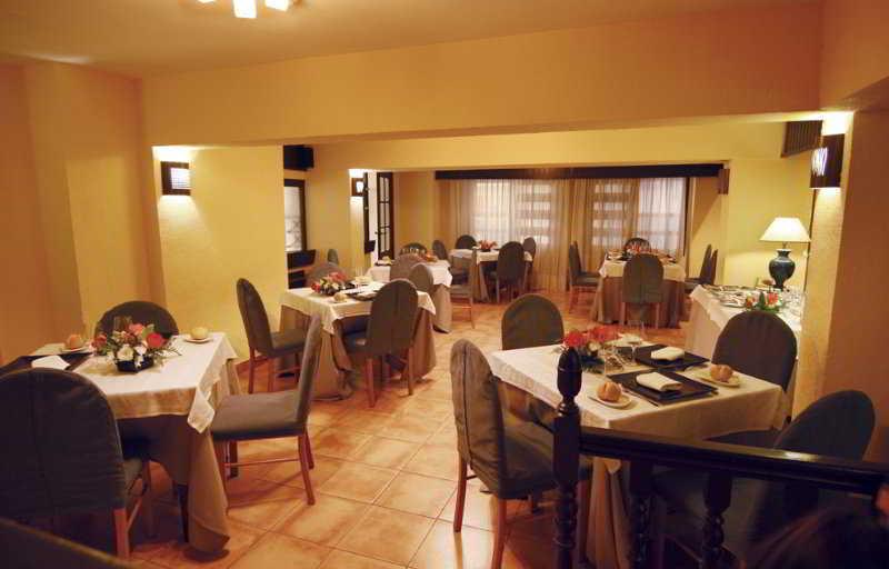 Hotel Alcantara Cáceres Exterior photo