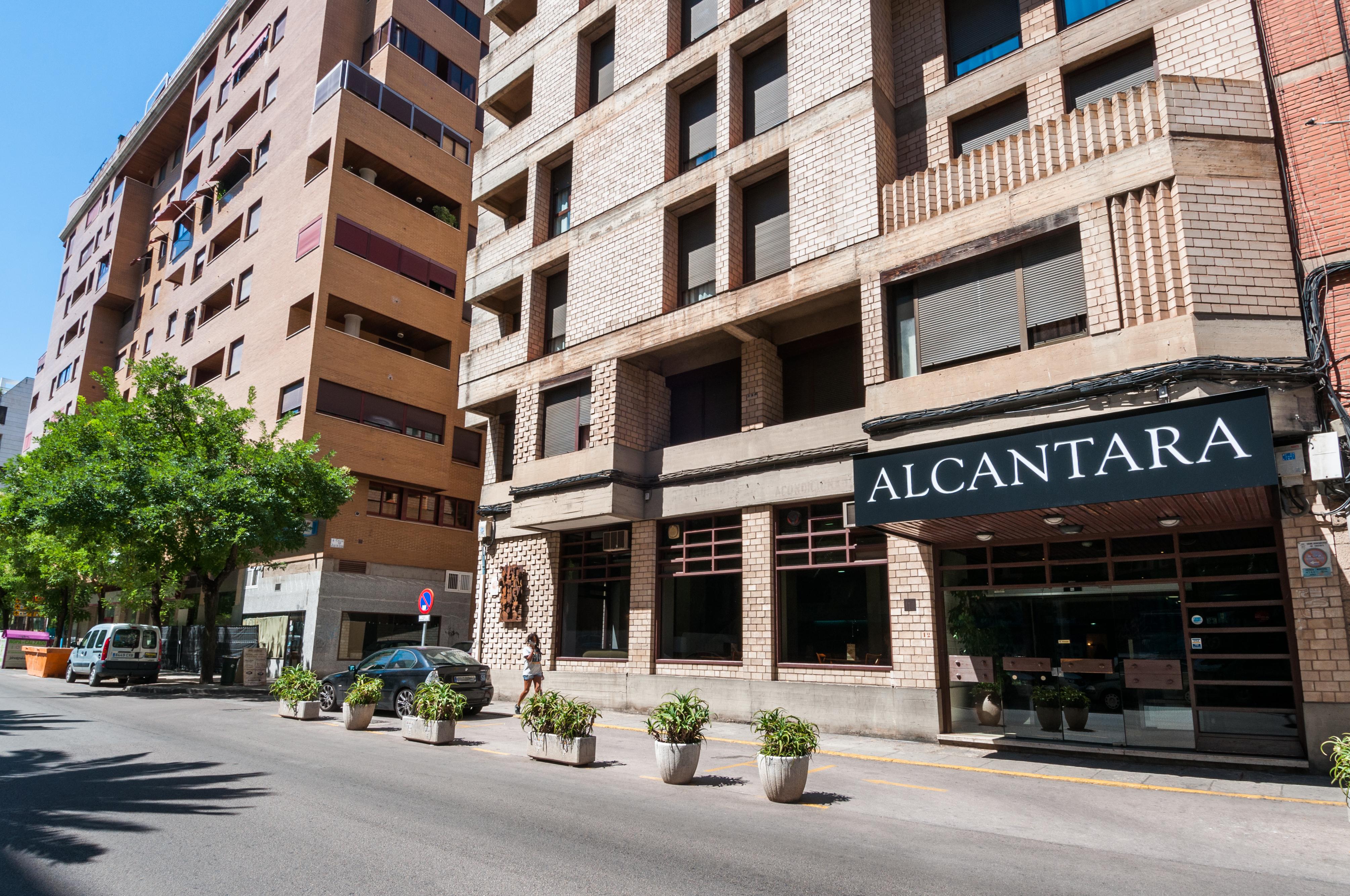 Hotel Alcantara Cáceres Exterior photo